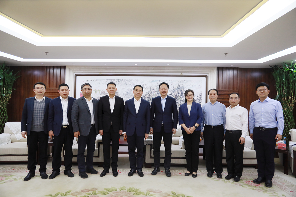 余紅輝會(huì)見(jiàn)中國(guó)移動(dòng)浙江公司黨委書(shū)記、董事長(zhǎng)、總經(jīng)理鄭杰(圖2)